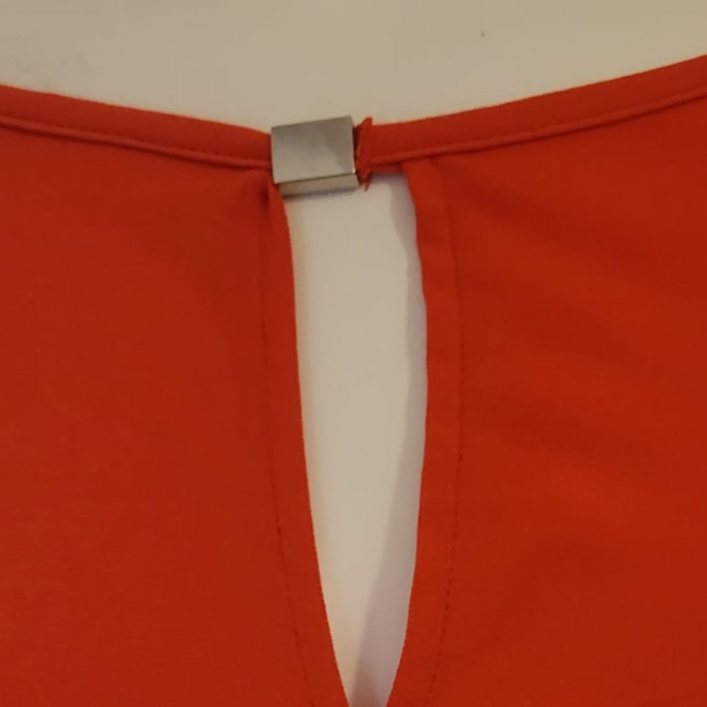 SPING RED TOP/BLOUSE 	Size S/M - Women's Top